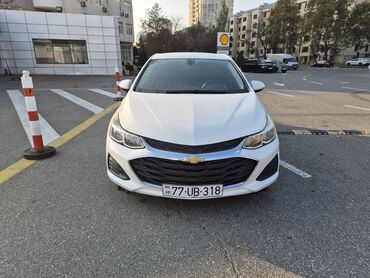 Chevrolet: Chevrolet Cruze: 1.4 l | 2019 il 207000 km Hetçbek — 2
