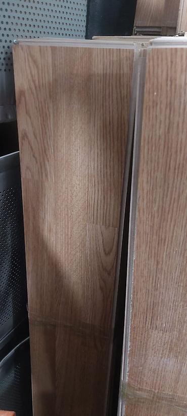 islenmis laminant: Laminat satıram 300 kv var ikinci əldir — 2