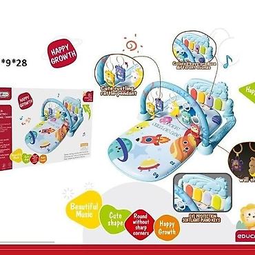 hm majice za devojcice: Piano podloga „Svemir” – Bebi gimnastika Šifra proizvoda: 589186-20 — 1