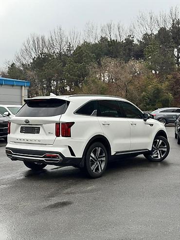 Kia: Kia Sorento: 2021 г., 1.6 л, Гибрид — 4