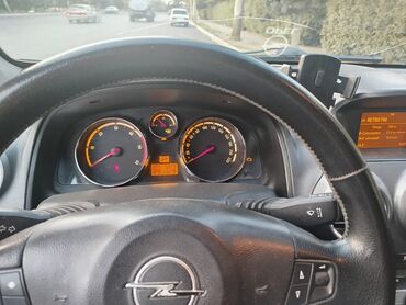 Opel antara 4x4
2 dizel 
Avtomat 
2006
Təkər təzə 
Akkumulyator təzə
