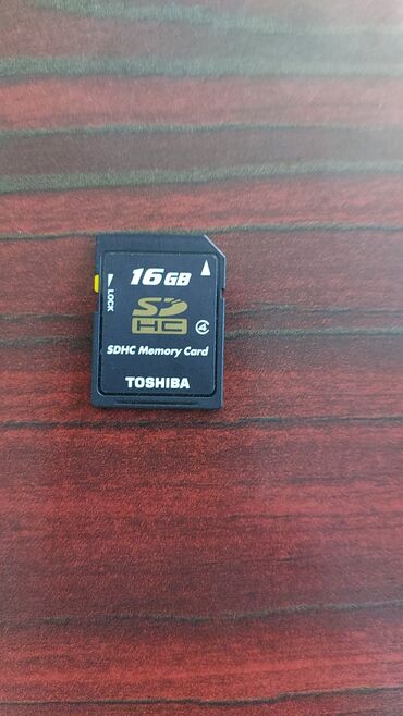 Telefon ehtiyat hissələri: Toshiba SDHC yaddaş kartı - Tutum: 16 GB - Format: SDHC - Sürət sinfi