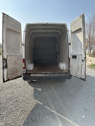 sprinter 4 4: Заказать Мерседес грузовой спринтер, Переезд, C грузчиком — 2