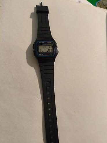 casio f91w: Casio F-91W rəqəmsal qol saatı - Klassik dizayn, yüngül və nazik — 1