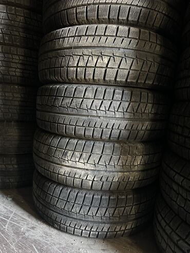 донголок 9: Шины 215 / 60 / R 16, Зима, Б/у, Комплект, Легковые, Япония, Bridgestone