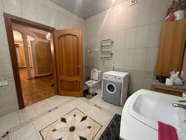 Uzunmüddətli kirayə mənzillər: 28 May metrosunun 2-ci çıxışında, Bakı Dövlət Sirkinin yanında, yeni -da lalafo.az — 14 Uzunmüddətli kirayə mənzillər: 28 May metrosunun 2-ci çıxışında, Bakı Dövlət Sirkinin yanında, yeni — 14