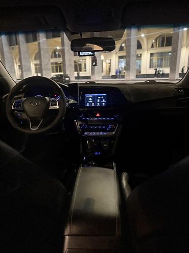 Hyundai: Hyundai Sonata: 2019 г., 2 л, Автомат, Газ, Седан — 16