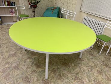 стол и стулья 12 штук: Кухонный Стол, цвет - Зеленый, Б/у