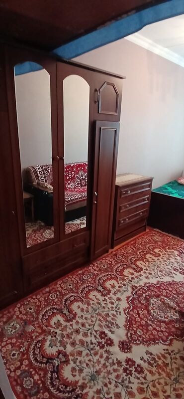 kiraye lenkeran: Memar ecemide 5/5 mertebesinde 2 otaqli ev 450 azn_