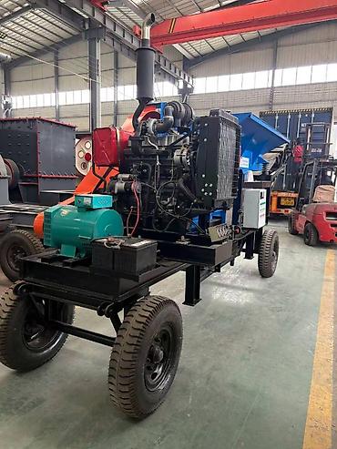 Дробилки: Щековая мобильная дробилка (также известная как щековая мобильная — 4