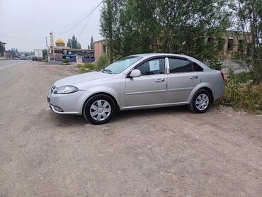 бычок мотор: Daewoo Gentra: 2013 г., 1.5 л, Механика, Газ, Седан