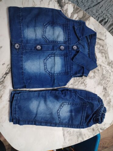 Paketi dečije odeće: Paket: Pantalone, Jakne, Košulje, Za dečake — 45