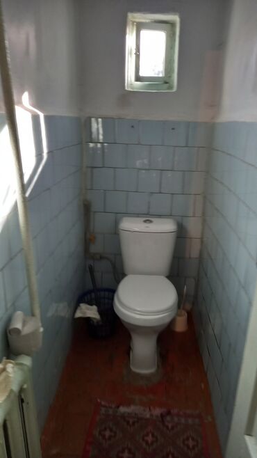 Продажа домов: Барачный, 65 м², 3 комнаты, Риэлтор, Старый ремонт at lalafo.kg — 8 Продажа домов: Барачный, 65 м², 3 комнаты, Риэлтор, Старый ремонт — 8