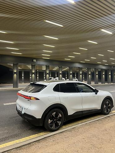 электро гибрид авто: Changan : 2026 г., 1.5 л, Автомат, Электромобиль, Кроссовер — 4