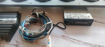 Dinamiklər və sabvuferlər: Avtomobil audio sistemi – tam dəst Dəst tərkibi: - Arxa polka — 5