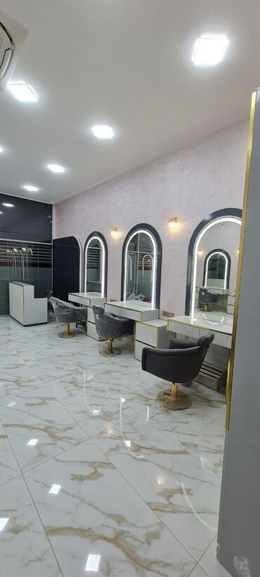 Digər salon, tibbi mebel: Daxili dizaynı və funksionallığı ilə göz oxşayan, tam təchiz olunmuş — 8