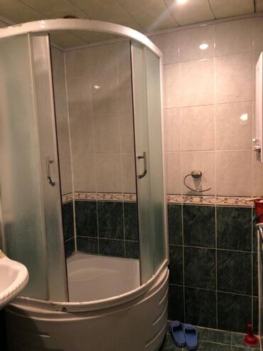 Köhnə tikili: Bakı, 4 otaqlı, Köhnə tikili, m. Xalqlar Dostluğu, 100 kv. m — 9