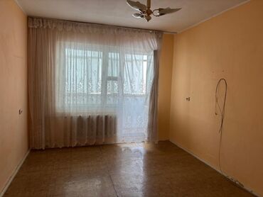 срочная продажа квартир в бишкеке без посредников: 1 комната, 40 м², 106 серия, 6 этаж, Старый ремонт