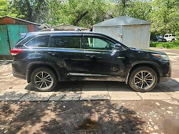 америк: Toyota Highlander: 2018 г., 3.5 л, Автомат, Гибрид, Кроссовер — 2