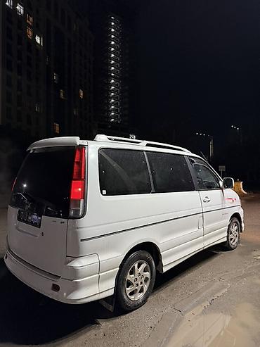 Toyota: Toyota Noah: 2000 г., 2 л, Автомат, Бензин, Минивэн — 5