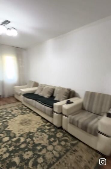 сдается 2 комнатная квартира в джале: 2 бөлмө, 43 кв. м, 104-серия, 4 кабат, Эски ремонт