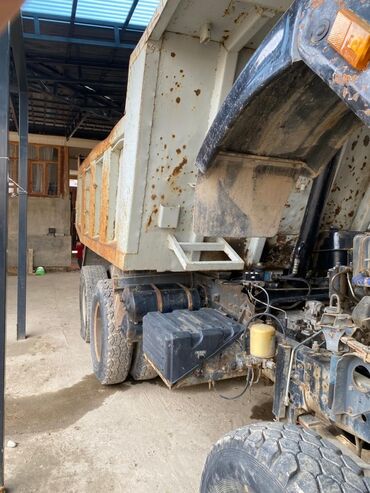 Другой строительный транспорт: Самосвал КАМАЗ 6x4 - Конфигурация: трехосный самосвал, формула 6×4 - — 5