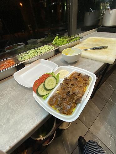 Sifarişlə hazır yeməklər: Gündəlik təzə məhsullar, isti servis və sürətli yığılma. Dönər və — 14