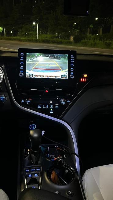 corolla 2016: Toyota Camry: 2020 г., Автомат, Гибрид, Седан — 7