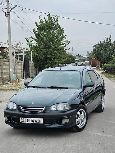Toyota Avensis: 1998 г., 1.8 л, Механика, Бензин, Хэтчбэк