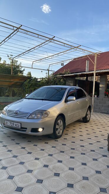 машина supra: Toyota Corolla: 2005 г., 1.6 л, Механика, Бензин, Седан