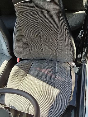 LDV: LDV : 1.5 l | 2001 il 167 km Sedan — 7