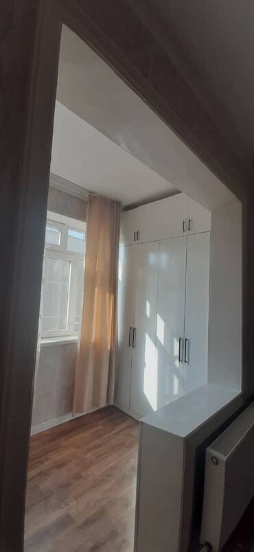 Продажа квартир: 4 комнаты, 70 м², 4 этаж — 4