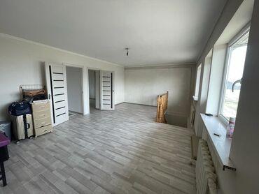Продажа домов: 120 м², 7 комнат, Без мебели