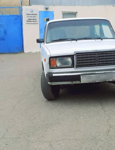 vaz 2107 pərdə: VAZ (LADA) 2107: 1.5 l | 2004 il | 2435 km Sedan