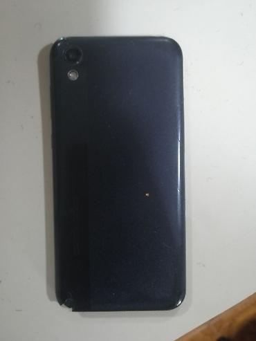 mobil modem internet: Honor 8s. Ekran sınıb başqa heç bir problemi yoxdur. Hər proqramı — 2