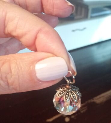 privezak srebrni zig srce vece: Gorski kristal privezak, promer 2cm, prelep