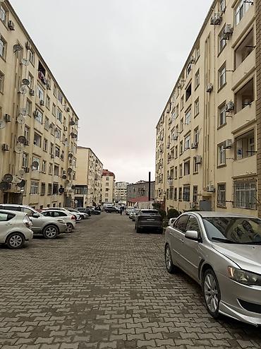 qobuda ev satilir: 3 otaqlı, Yeni tikili, 83 kv. m — 1