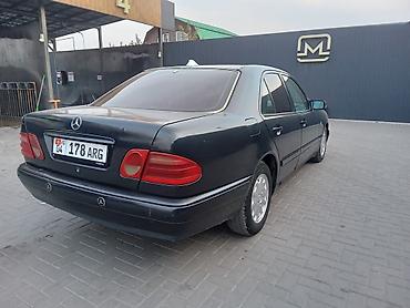 bmw e34 m5: Mercedes-Benz E-Class: 1997 г., Автомат — 5