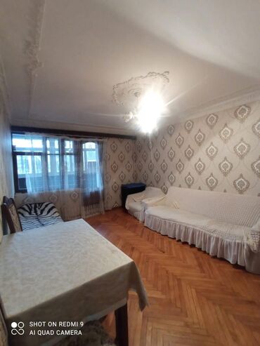 Продажа квартир: Баку, 4-ый микрорайон, 3 комнаты, Вторичка, м. Мемар Аджеми, 64 м²