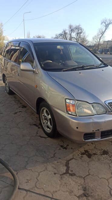 тайота блит: Toyota Gaia: 2001 г., 2 л, Автомат, Бензин, Минивэн