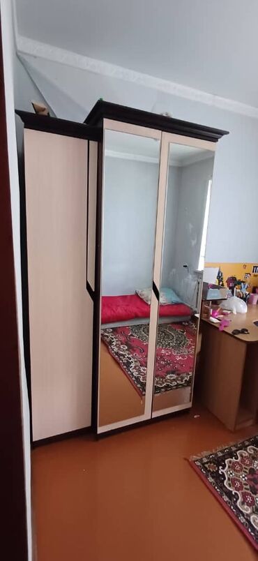 доски балки бу: Спальный гарнитур, Шкаф, ДСП, цвет - Бежевый