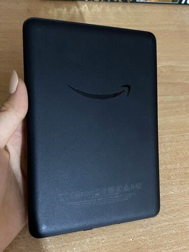 электрондук самакат: Электрондук китеп, Kindle, Bluetooth, түсү - Кара