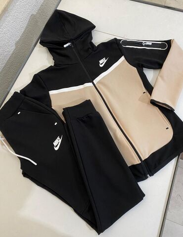 turske trenerke: Sweatsuit Sets