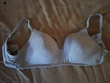 Brushalteri, Bralete: Više komada novih bruseva vel 90 c d f Primark cena po kom. Crni i — 3
