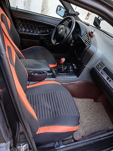 bmw tekeri: BMW 3 Seriya E36 sedan, qara rəng. M-üslub bədən dəsti və ön splitter — 5