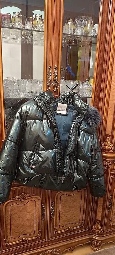 moncler: Moncler qadın qış kurtkası - Model: qısa, puffy (şişmə) qış kurtkası — 4