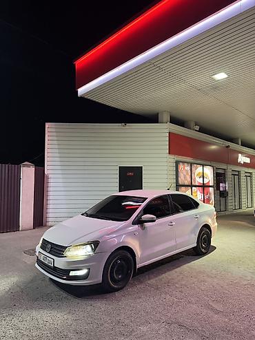 b v d: Volkswagen Polo: 2017 г., 1.6 л, Автомат, Бензин, Седан — 5