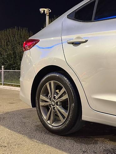 hyundai sonata 1994: Hyundai Elantra: 2017 г., 2 л, Автомат, Бензин, Седан — 7