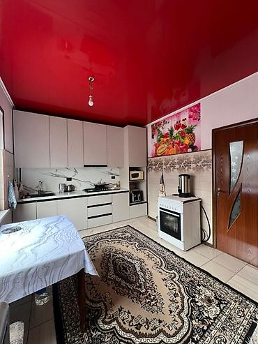 Продажа коттеджей и домов: 🏠 Срочно продается дом в Новопокровке! ​Отличное предложение для тех — 13