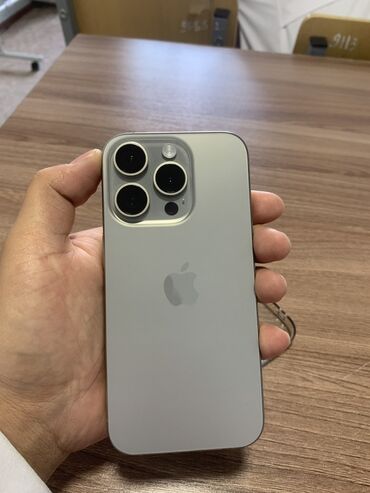 xr в корпусе 15 про: IPhone 15 Pro, Б/у, 128 ГБ, Natural Titanium, Зарядное устройство, Защитное стекло, Чехол, 93 %